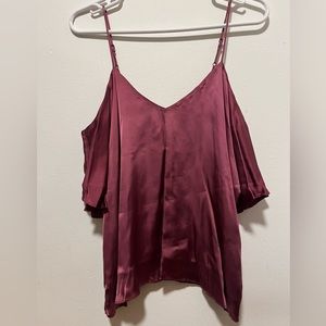 Wilfred Aritzia Draveil blouse - cold shoulder blouse Burgundy color size S